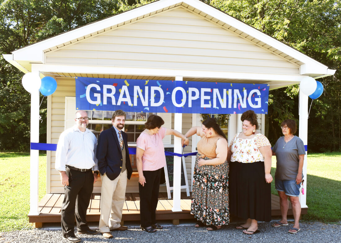 Food and clothing pantry open for local residents News, Sports, Jobs